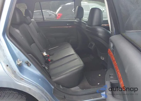 2011 Subaru Outback 2.5I Limited z USA, uszkodzony, nr VIN 4S4BRCKC2B3411792